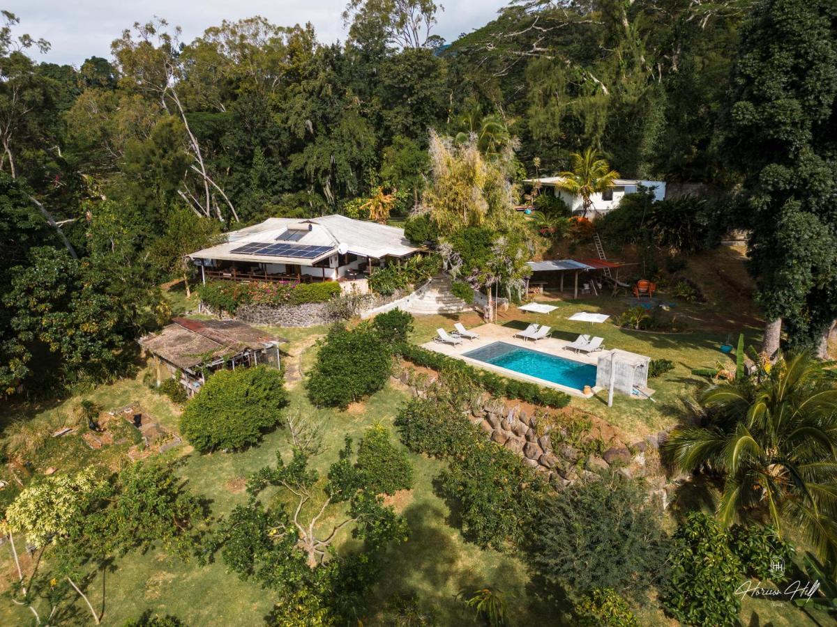 Horizon Hill Villa Pirae 外观 照片