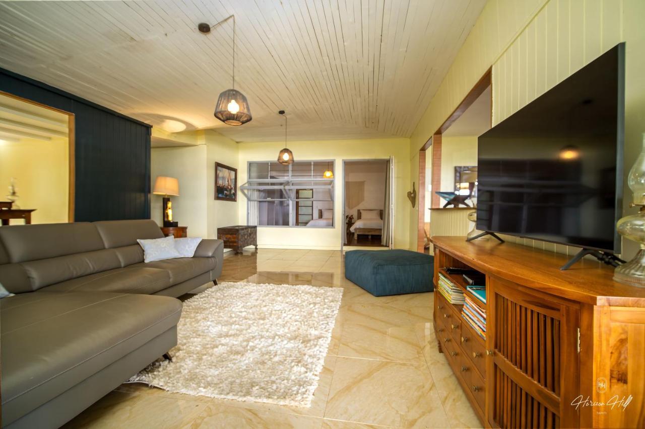 Horizon Hill Villa Pirae 外观 照片