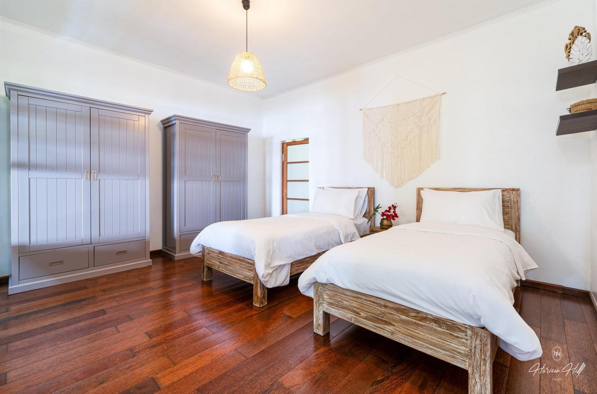Horizon Hill Villa Pirae 外观 照片