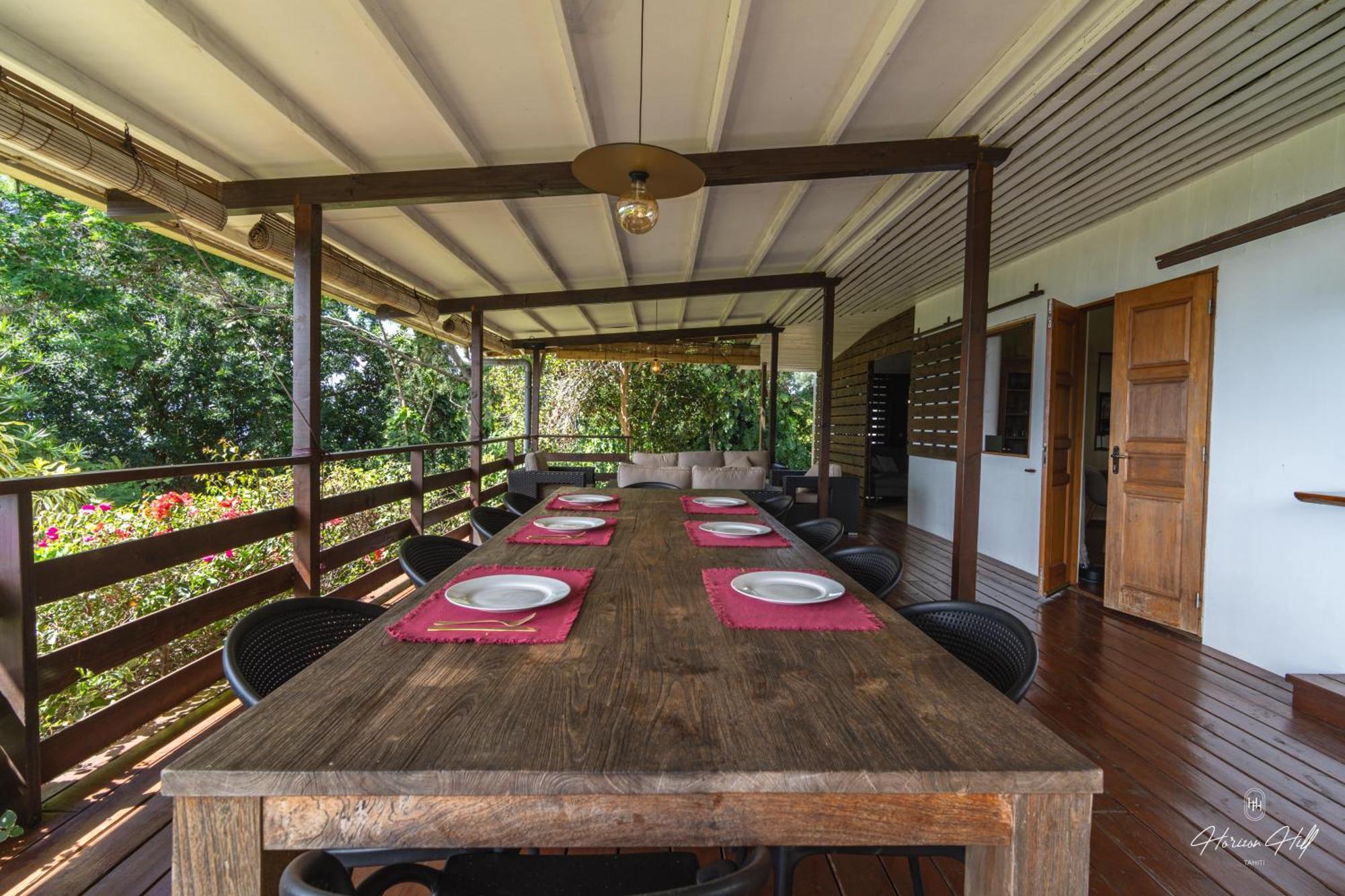 Horizon Hill Villa Pirae 外观 照片